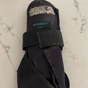 Aircast Brace size small right